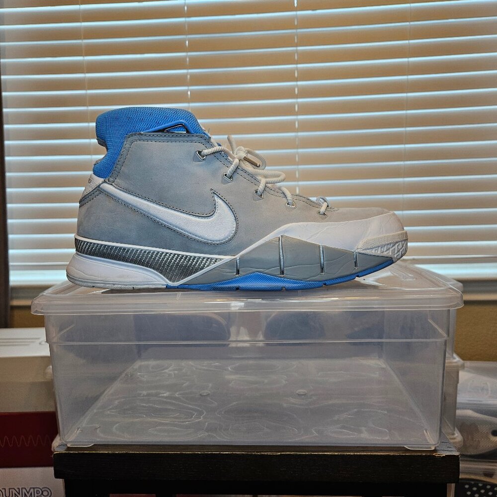 Nike Zoom Kobe 1 Protro 'MPLS'  Men's Size 12